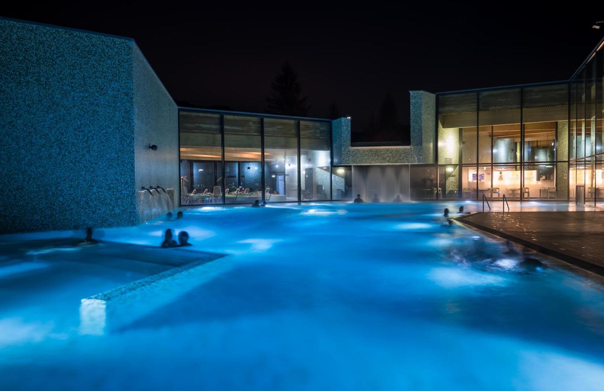 Hotel Cailler & Bains De La Gruyere Charmey Exterior photo